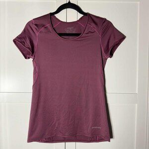 Patagonia Women's Tee T-shirt Active Cool Lightweight Maroon XS